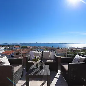 Lola Maria 2 , Zadar Chorwacja
